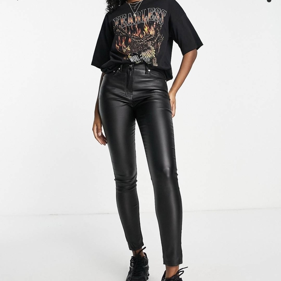 Parisian Works Pants - Parisian Coated Skinny Jean in Black (Size: 10)